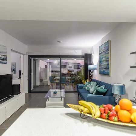 Apartamento Azul Vv -fuerteventura Site- Jacuzzi, Aire Acondicionado, Solarium , Terraza Vistas Panoramicas, Diseno , Luxury, Fuerteventura Site Apartment