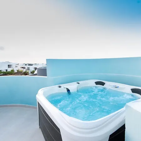 Apartamento Azul Vv -fuerteventura Site- Jacuzzi, Aire Acondicionado, Solarium , Terraza Vistas Panoramicas, Diseno , Luxury, Fuerteventura Site Apartment