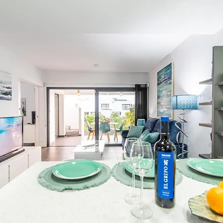 Apartamento Fuerteventura Azul Vv - Jacuzzi, Aire Acondicionado, Solárium , Terraza Vistas Panorámicas, Diseño , Luxury - Superhost Vv La Oliva